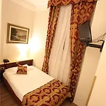 Mokinba King Hotel