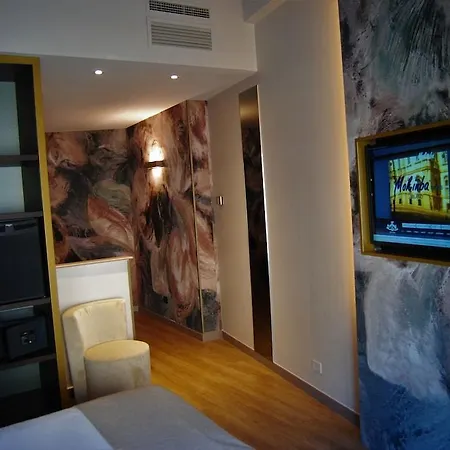 Szálloda Mokinba King 4*