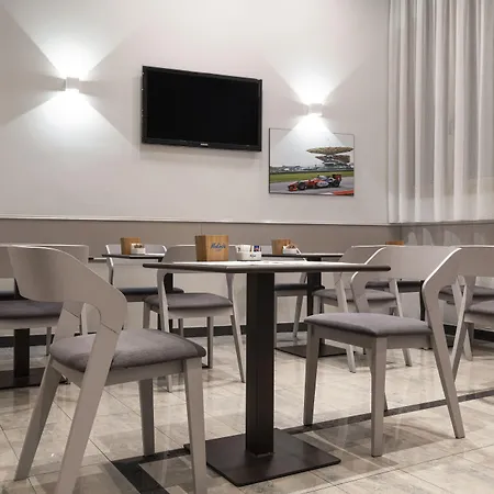 Otel Mokinba King Milano