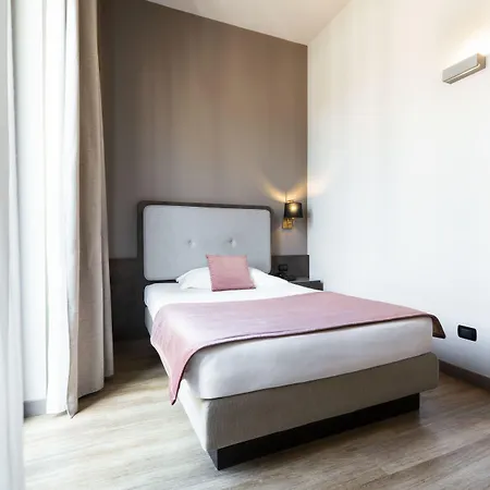 Mokinba King 4* Milán