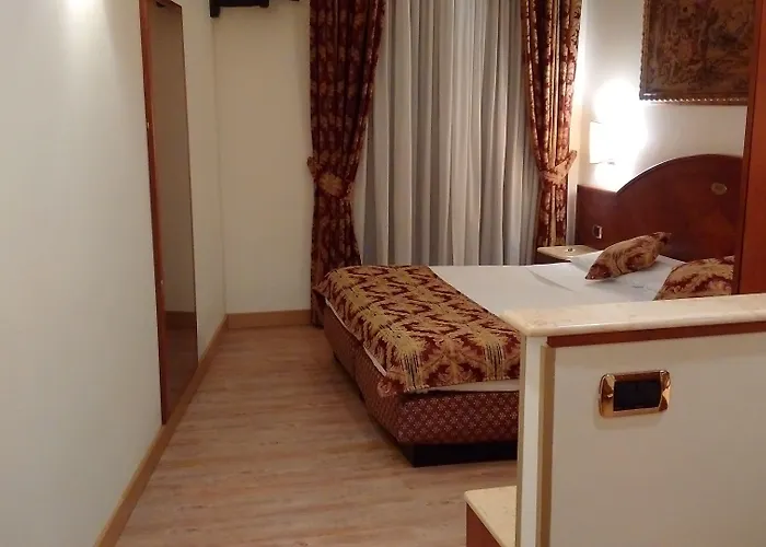 Hotel Mokinba King Milaan