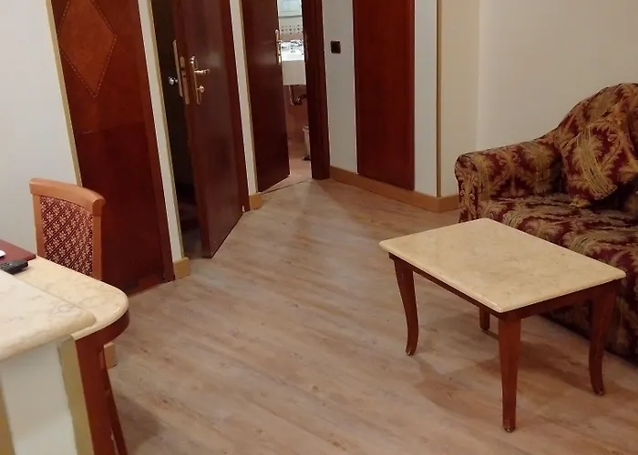 Mokinba King Hotel 4*