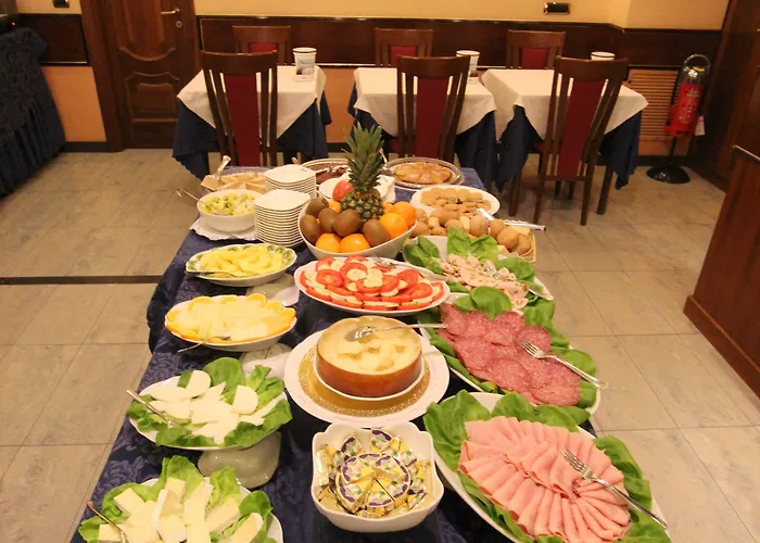 Mokinba King Hotel 4*