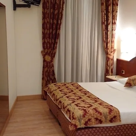 Mokinba King Hotel Milaan